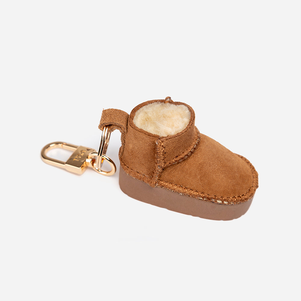 Ugg Classic Platform Ultra Mini Boots Pendant